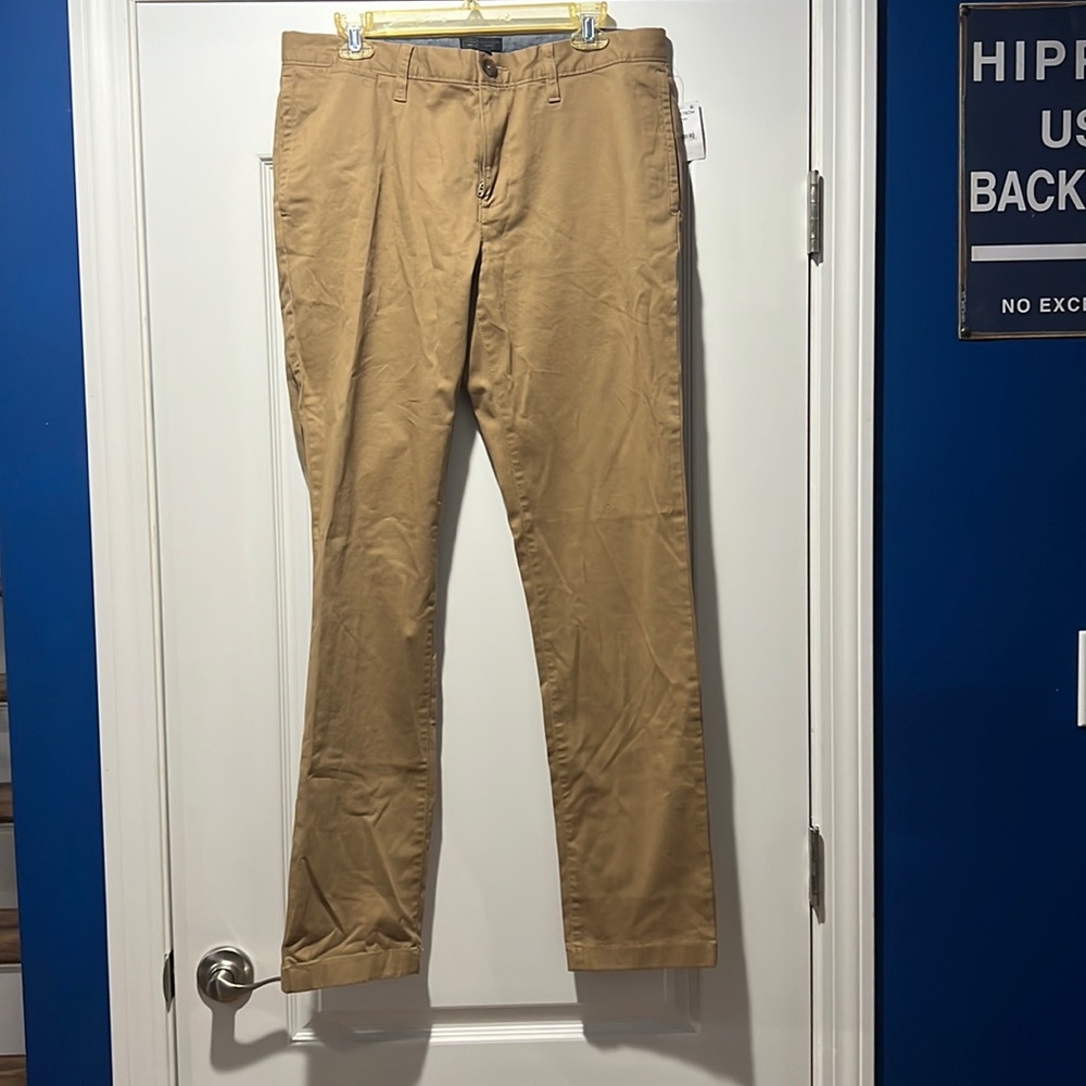 14th & Union Khaki Pants